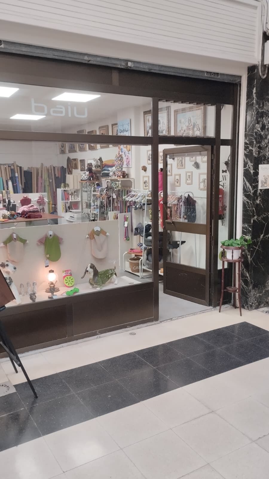 BAIU - SASTRERIA CANINA